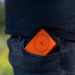 Blavec portatīvais lādētājs 10000mAh BJ-05 Ultra Fast 16mm - Type C - Qi2.2 25W + PD 45W magnētiska indukcija Magsafe 2 in 1 (PBBJ05-QI22MC10O) oranžs alumīnijs