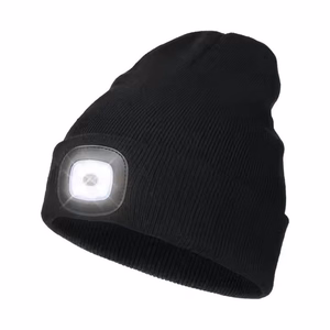 Cepure ar LED apgaismojumu melna