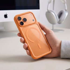 Tech-Protect MagOne CC MagSafe maciņš ar 2 rūdītiem stikliem, paredzēts iPhone 18 Pro Max / 17 Pro Max, caurspīdīgs oranžs