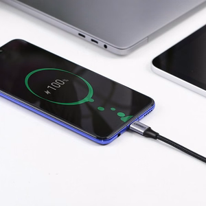 Ugreen US255 50125 USB-C (taisns) / USB-C (leņķa) PD QC kabelis 60W 3A 2m - pelēks