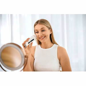 Beautifly B-Booster PRO sejas liftinga un RF/EMS masāžas ierīce