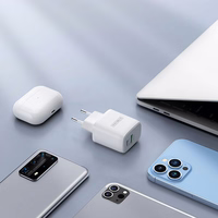 Dux Ducis Duzzona sienas lādētājs T2 - USB + Type C - PD 30W balts
