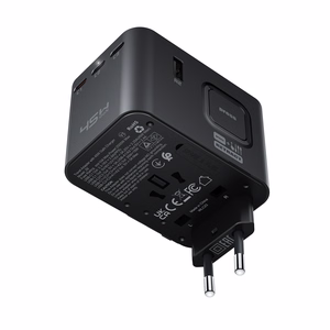 Acefast Z8 GaN 45W ceļojumu adapteris 3x USB-C + 2x USB-A ceļojumu tīkla lādētājs ar 2500W AC kontaktu - melns