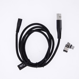Maxlife MXUC-03 magnētiskais kabelis USB - Lightning + USB-C + microUSB 1,0 m 3A melns neilons