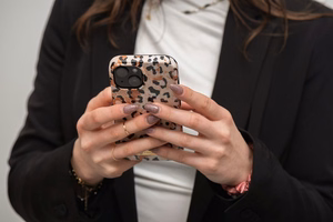 FORCELL F-PROTECT Mirage viedtālruņa apvalks saderīgs ar MagSafe IPHONE 15 Plus mežonīgā pantera