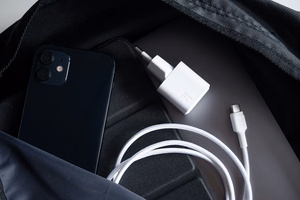 Green Cell PowerGaN 33W PD 3.0 QC 3.0 USB lādētājs 1× USB-C, balts