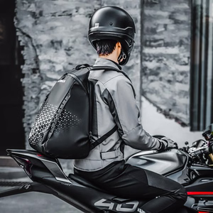 Rockbros H36 mugursoma ar ķiveres turētāju 14.5L - melna
