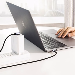 Ugreen US255 50125 USB-C (taisns) / USB-C (leņķa) PD QC kabelis 60W 3A 2m - pelēks