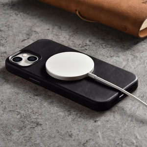 Чехол iCarer Oil Wax Premium Leather для iPhone 14 Plus магнитный кожаный с MagSafe чёрный