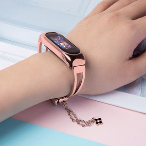 Metāla aproce Xiaomi Mi Band 3 / 4 / 5 / 6 siksniņa - rozā