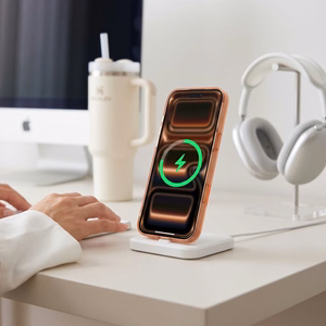 Tech-Protect MagZero MagSafe maciņš modelim iPhone 17 Pro Max / 18 Pro Max – matēts oranžs