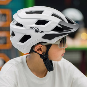 Rockbros LK-67 jauniešu velosipēda ķivere ar noņemamu nagu, 54–58 cm – balta