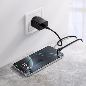 Telefona lādētājs Hoco USB C QC PD 25W N76 melns