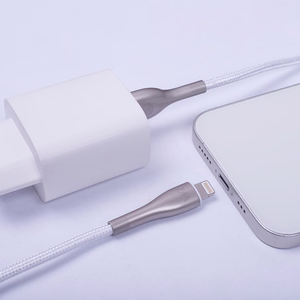 Forever Sleek cable USB - Lightning 1,0 m 2.4A white