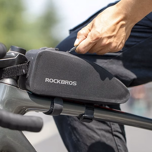 Rockbros AS-019 ūdensizturīga velosipēda rāmja soma 1.5 l - melna