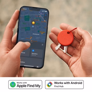 Chipolo POP Bluetooth priekšmetu meklētājs ar nomaināmu bateriju iOS un Android ierīcēm, sarkans