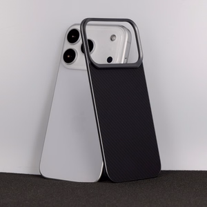 Liavec Carbon Layer Magsafe Aramid Fiber maciņš priekš Iphone 17 Pro Max melns
