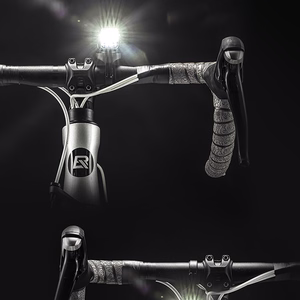 Rockbros 24610002001 priekšējais velosipēda lukturis 1000 lm + USB-C - USB-A kabelis - melns