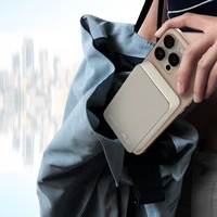 Blavec Portatīvais lādētājs 10000mAh BJ-04 Plāns 13,5mm - Type C - 22,5W magnētiskā Magsafe 3 in 1 (PBBJ04-MC10GD) zelta stikls