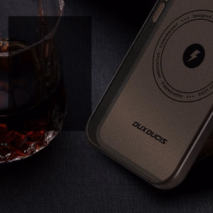 Dux Ducis Naples iPhone 14 Plus ādas apvalks (saderīgs ar MagSafe) tumši brūns
