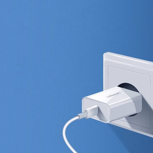 Ugreen USB lādētājs Power Delivery 3.0 Quick Charge 4.0+ 20W 3A balts (60450)