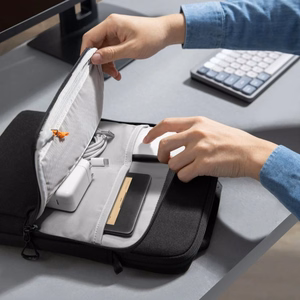 Tech-Protect Defender VR soma klēpjdatoram 13–14" - melna