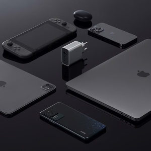 Cuktech 65W GaN sienas lādētājs 2xUSB-C 1xUSB-A pelēks
