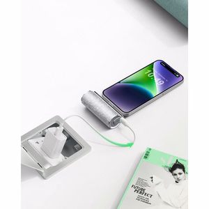 VEGER portatīvais lādētājs 5000 mAh ar iebūvētu savienotāju Lightning PD QC3.0 2,4A 12W PlugOn (W0573P) sudraba