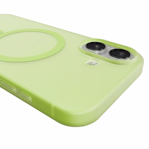 Чехол Puro Daylight силиконовый совместимый с Magsafe для iPhone 17 - полупрозрачный зелёный