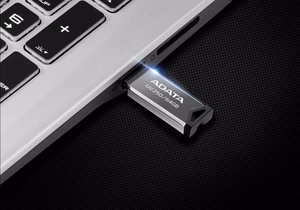 ADATA Flash Drive UV250 32GB USB 2.0