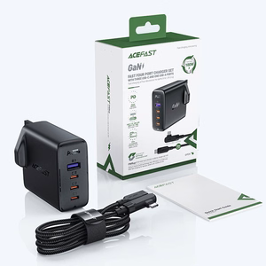 Ātrais GaN 100W Power Delivery lādētājs 3x USB C 1x USB ar Lielbritānijas spraudni - melns