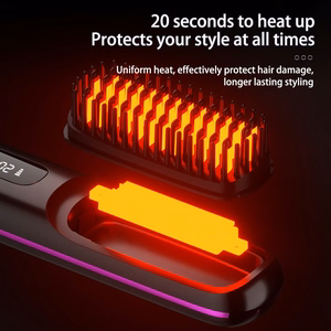Bezvadu matu taisnošanas ķemme Reach HairMini, melns