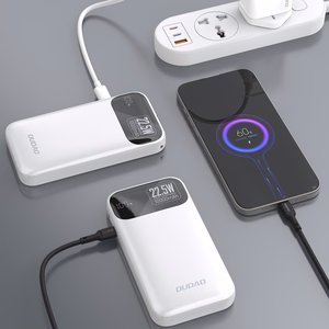 Dudao K31 10000 mAh 22.5W PD portatīvais lādētājs ar iebūvētu kabeli - balta