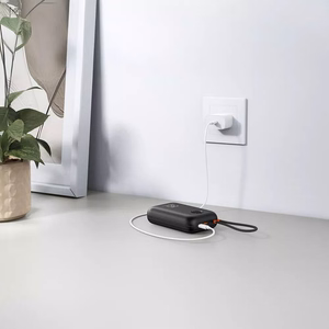 Portatīvais lādētājs VEGER 30000 mAh ar iebūvētu kabeli Type C / Lightning PD QC3.0 35W K3 (W3018) melna