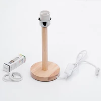 Galda lampa pie gultas spalva Art Deco sarkana CBDPH