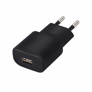 Forever TC-01 lādētājs 1x USB 2A melns + Lightning kabelis