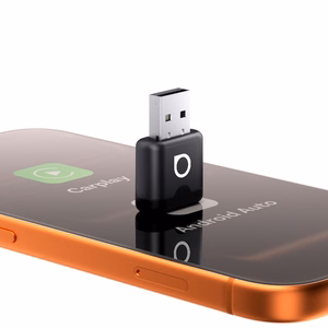 Bezvadu Apple CarPlay/Android Auto adapteris Ottocast Mini Aura CA530-T, melns