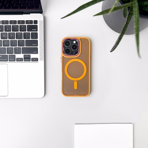 Magnētiskā kolekcija MagSafe viedtālruņa apvalks iPhone 16 Pro - oranža