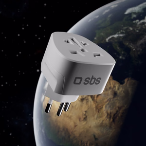 Adapteris no CH sienas kontaktdakšas uz universālo kontaktdakšu
