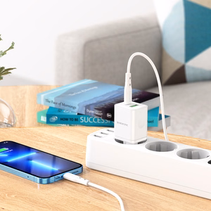 Borofone Sienas lādētājs BN7 - USB + Type C - QC 3.0 PD 20W balts