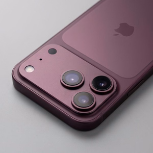 Tech-Protect Camfull Fit+ rūdīta stikla kameras aizsargs iPhone 18 Pro Max, bordo