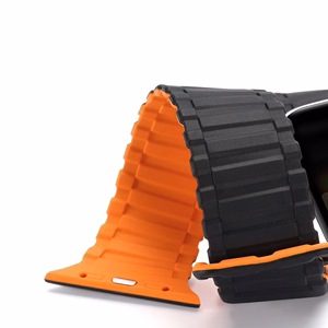 Dux Ducis siksniņa (bruņota versija) Apple Watch SE siksniņa, 9, 8, 7, 6, 5, 4, 3, 2, 1 (41, 40, 38 mm) silikona magnētiskā aproce melna/oranža