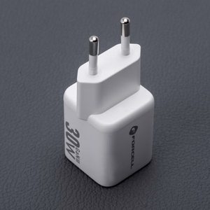 FORCELL F-ENERGY Mini GaN III VT-35 ceļojumu lādētājs ar 1 x Type C + 1x USB A ligzdām, PD QC4.0 30W balts