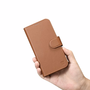 iCarer Viedtālruņa apvalks 2in1 no ādas ar atlokāmu vāciņu Anti-RFID brūns iPhone 14 (WMI14220725-BN)