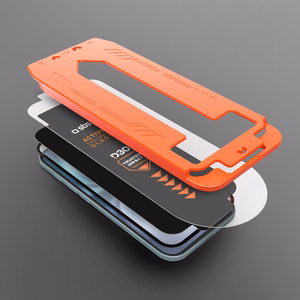 SBS aizsargstikls ar D3O tehnoloģiju ar aplikatoru iPhone 15 / iPhone 15 Pro / iPhone 16