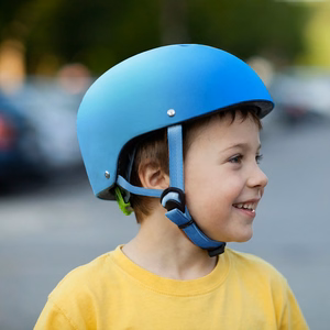 Wozinsky M BMX/skrejriteņa ķivere - zils gradients