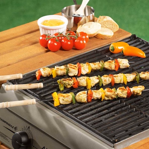 BBQ nerūsējošā tērauda grila iesmi ar koka rokturiem, 38 cm, 4 gab.