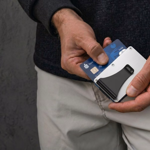Tech-Protect Thorn RFID Wallet - Silver