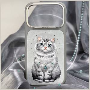 Nimmy Lucky Fashion Cat MagSafe maciņš iPhone 17 Pro pelēks