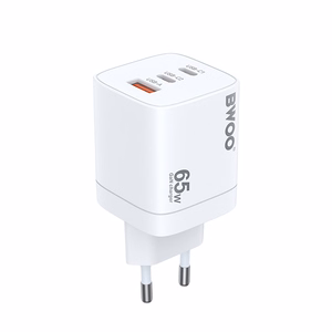 BWOO CDA147PD sienas lādētājs 65W 2x USB-C pieslēgvieta + USB-A, balts